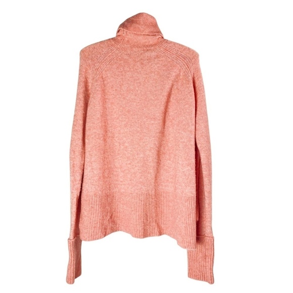 J.Crew - Turtleneck Sweater with side slits in Supersoft Yarn Size XS - Picture 3 of 11